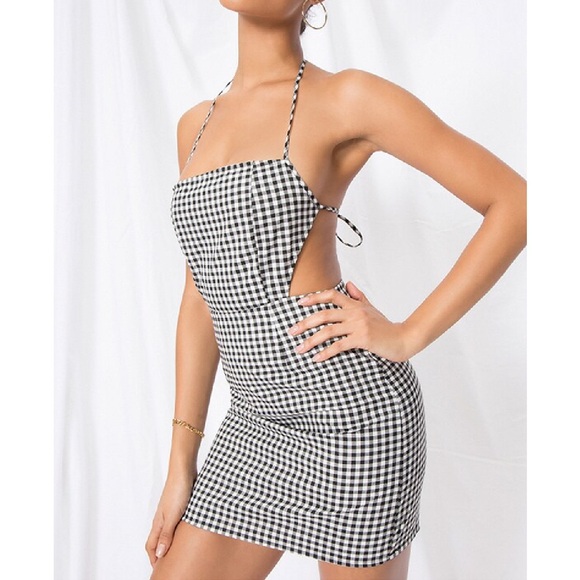 NWOT Superdown Elaine Gingham Cut Out Dress in Black & White. Size XS - Picture 2 of 7